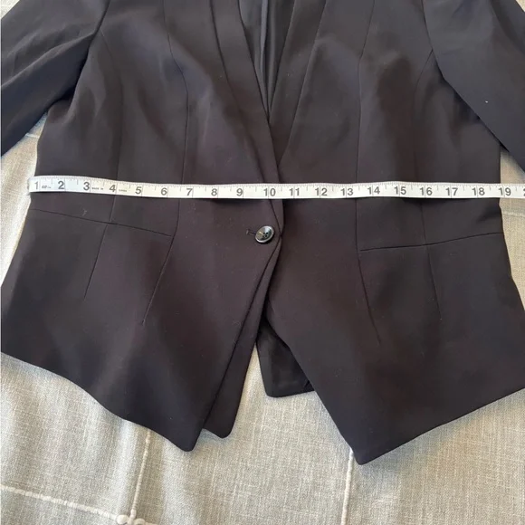 White House Black Market women’s blazer - great condition - Picture 6 of 11